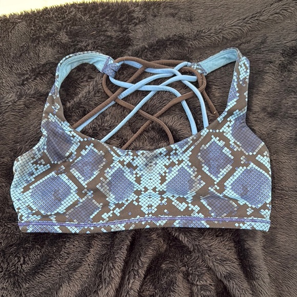 Blue Patterned Women's Sports Bra - Picture 1 of 2
